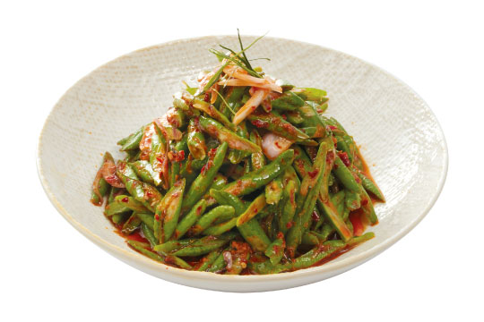 Stir-fried Long Beans with Red Curry